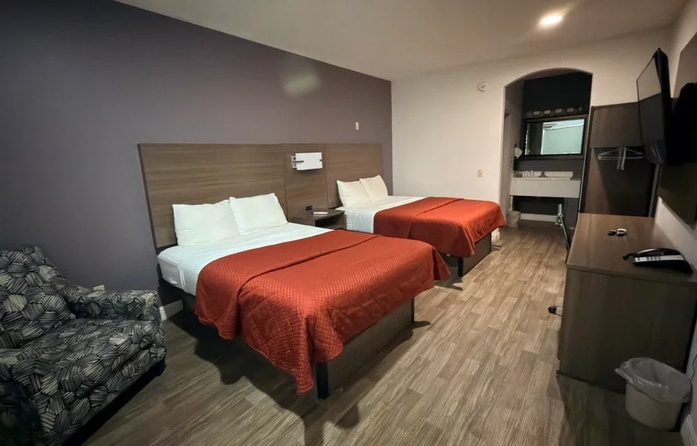 2 Queen Room With Kitchenette at Executive Inn & Suites - Jewett